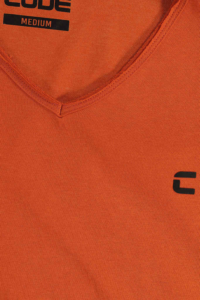 Basic V-Neck T-Shirt _ 142001 _ Butternut