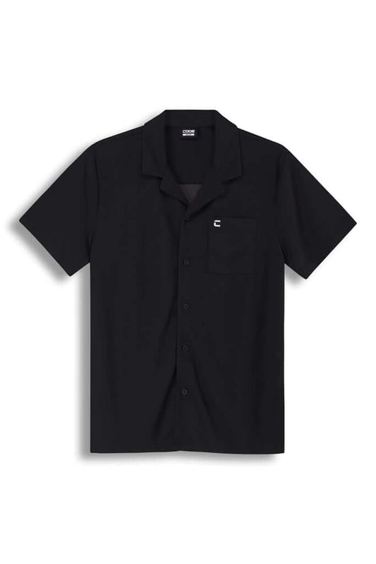 WAFFLE KNIT SHIRT in black, featuring short sleeves and a chest pocket for a laid-back style.